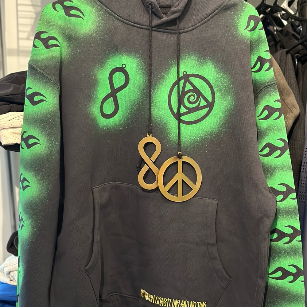 ** SOLD ** - Picture 2 of 10